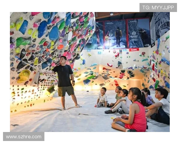 成都攀岩队荣登全国攀岩灵活性排行榜第二名展现卓越实力