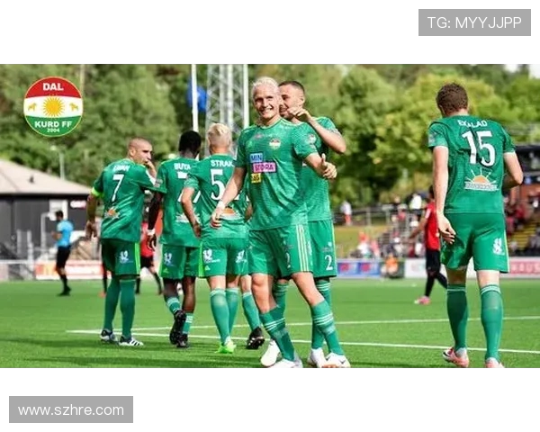 达尔库德与天狼星的激烈对决揭示了足球战术的博弈与精彩瞬间